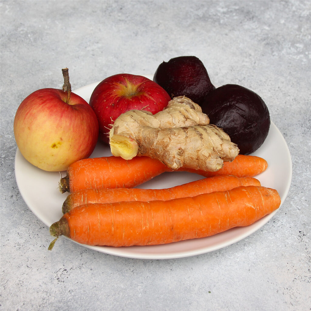 Rote-Beete-Apfel-Karotten Saft - Gesund &amp; Lecker - Tasty Katy